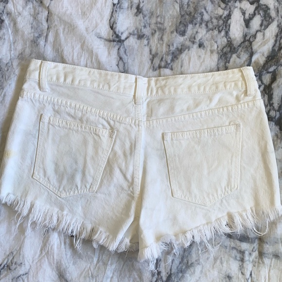 White Shorts - Picture 5 of 6